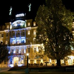 Marienbad-hotel-Pacifik-nuit