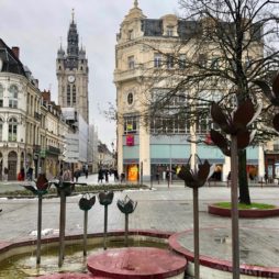 Douai beffroi vu de la place Armes