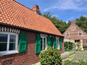 Village Patrimoine Volckerinckhove-Flandre-maison-volets-verts