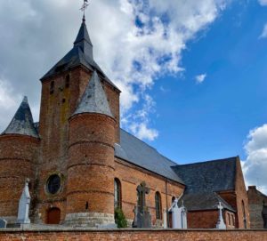 Eglises-fortifiees-vallee-de-l-Oise-Autreppes-vue-ensemble