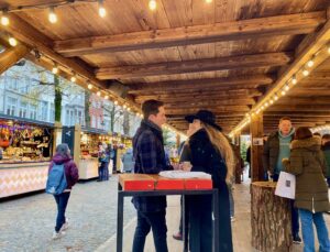 Bruges-Lueur-d-Hiver-marche-Noel-Simon-Stevinplein-bar