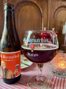 Heuvelland-In-de-Zon-biere-St-Bernardus