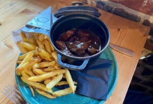 De-Tere-Plekke-estaminet-carbonade-frites