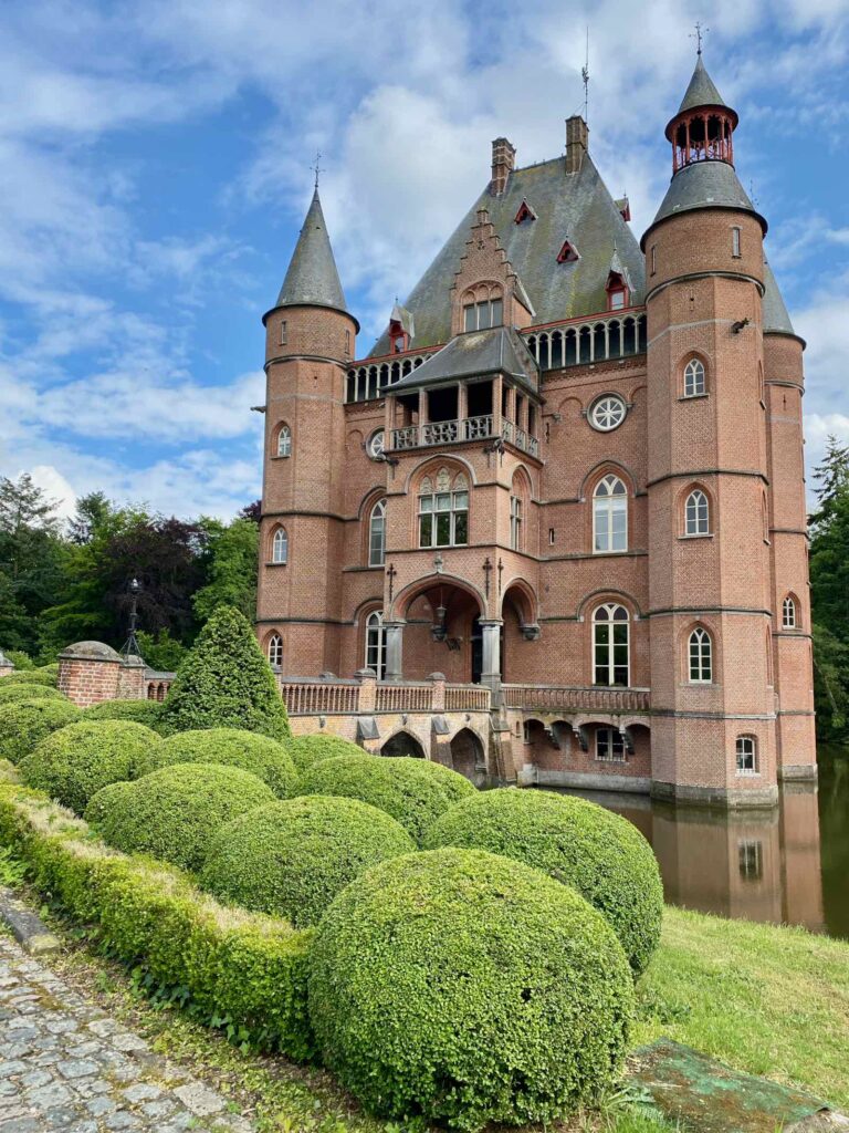 Bruges-chateau-Ten-Torre-exterieur