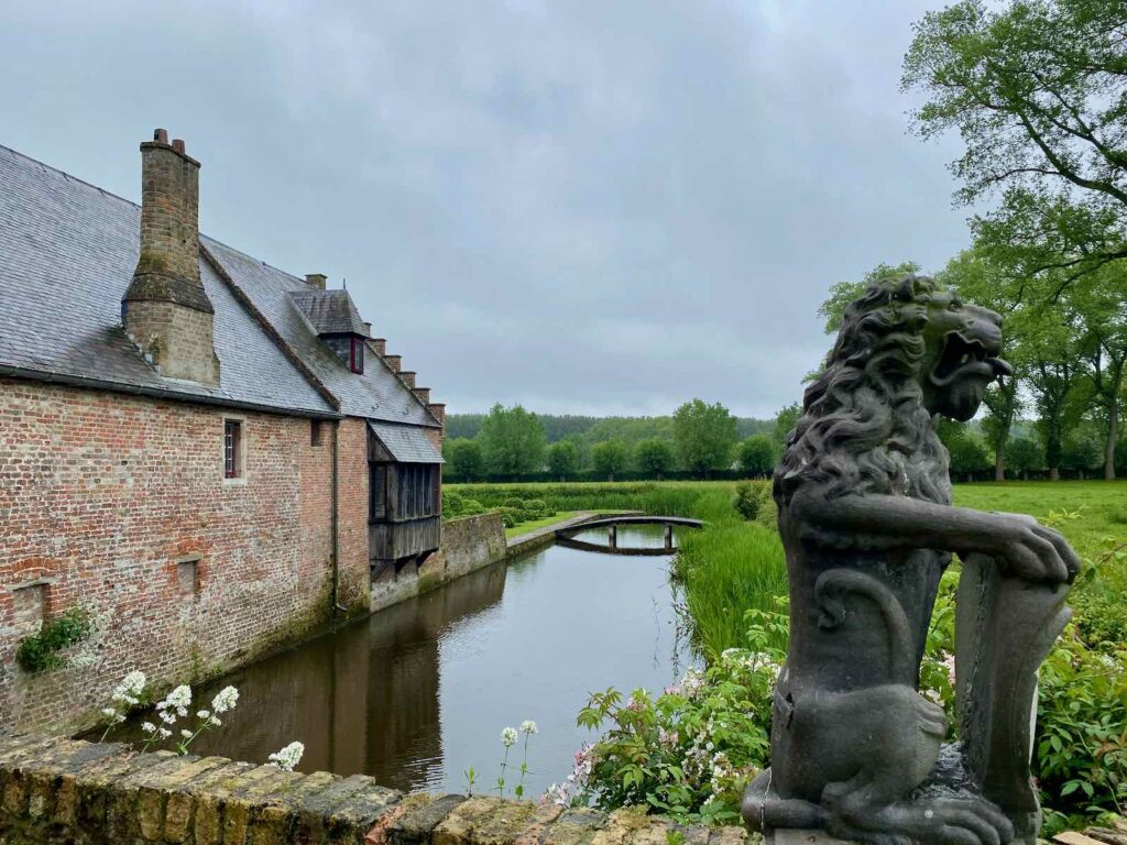 Chateau-d-Oostkerke-canal