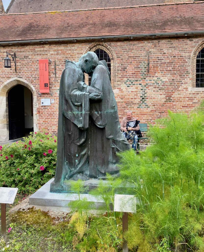 Que-voir-a-Bruges-hopital-Saint-Jean-cour