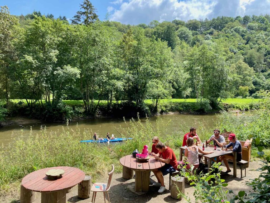 Reserve-naturelle-de-Furfooz-Dinant-vue-Lesse