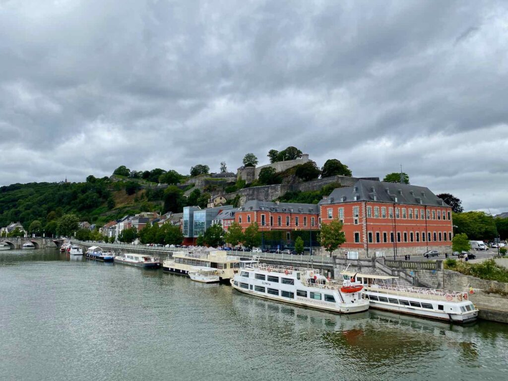 Namur-Meuse-bateaux