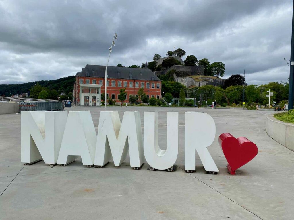 Namur-en-lettres-avec-coeur