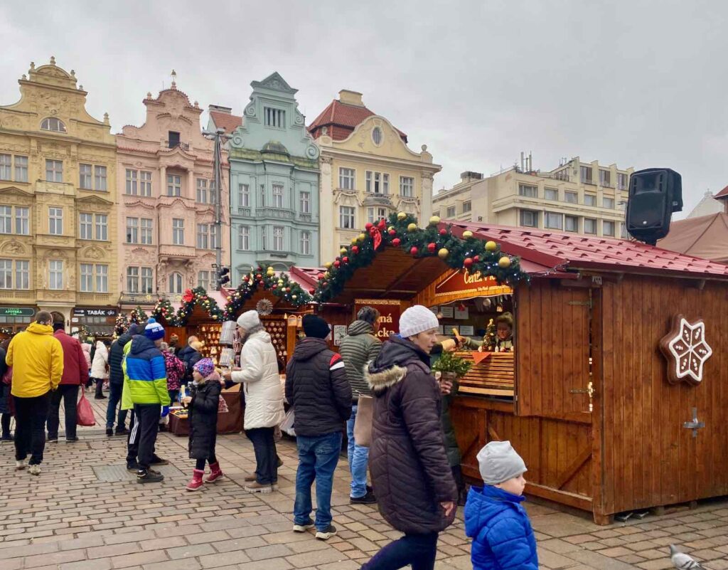 Pilsen-Tchequie-marche-Noel-chalets