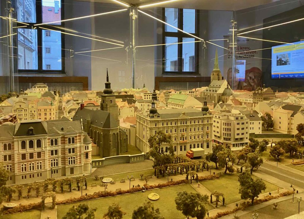 Pilsen-maquette-ville